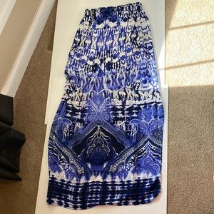Women’s XS express long skirt